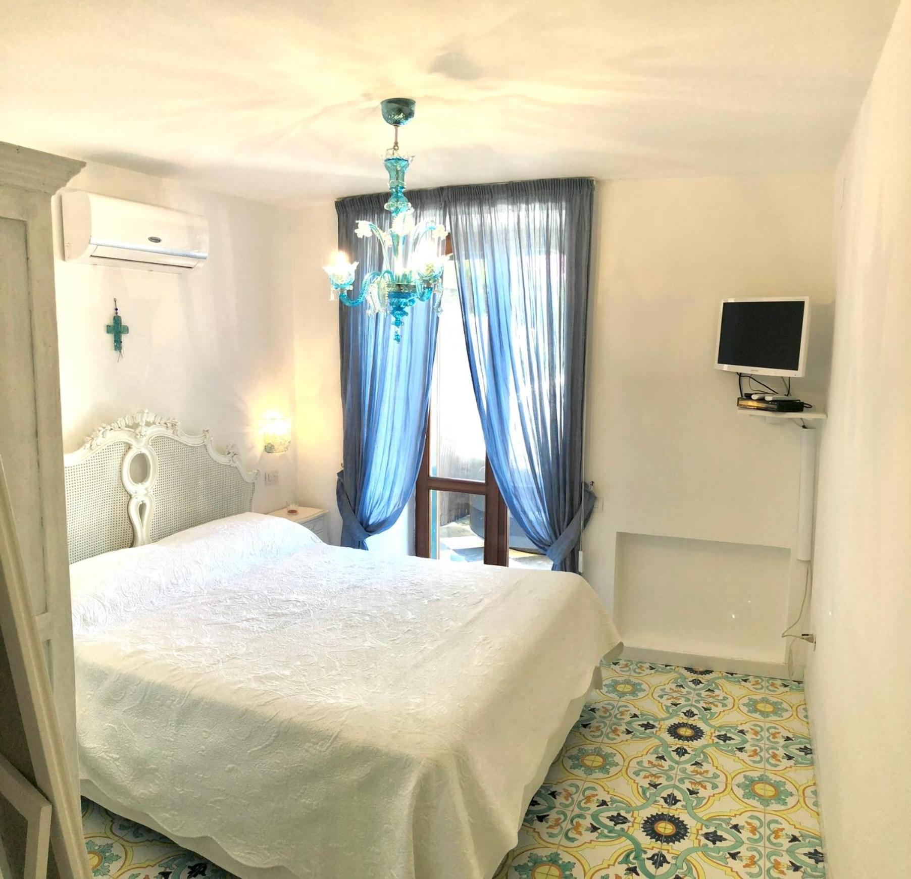 Villa Amalu Capri Piscina E Giardino Exterior foto